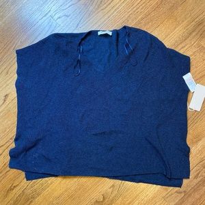 NWT! Two by Vince Camuto Sweater